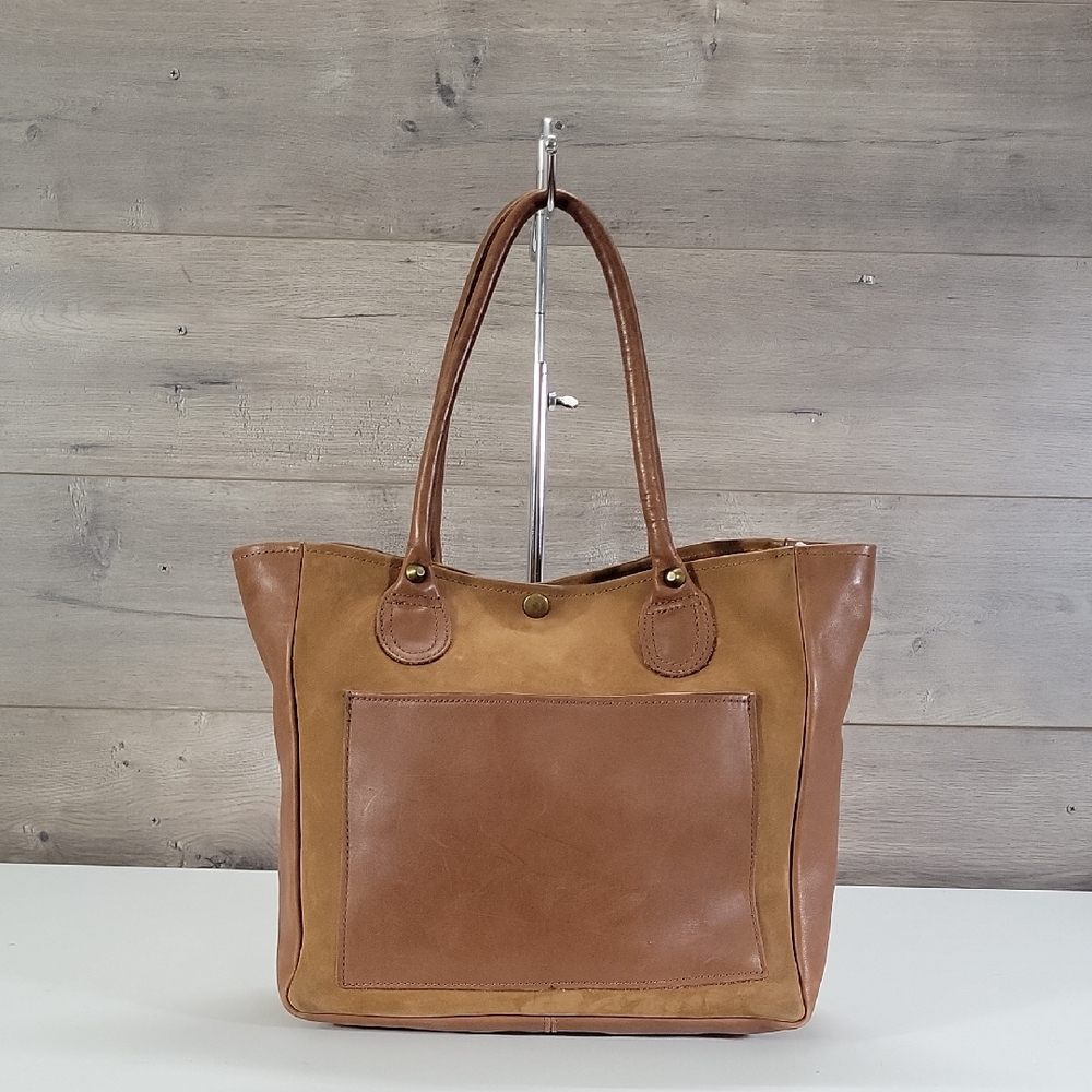Deerfield Classic Tan/Brown Leather Tote Bag